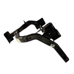 PASSENGER SIDE FRONT FENDER REINFORCEMENT BRACE