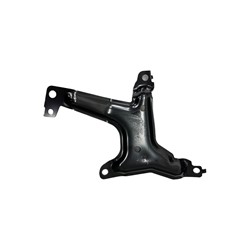 FRONT PASSENGER SIDE OUTER BUMPER BRACKET