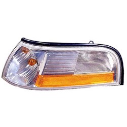 DRIVER SIDE FRONT PARKING/SIGNAL/SIDE MARKER LIGHT LENS AND HOUSING